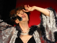 Angelika Warning als Zarah Leander