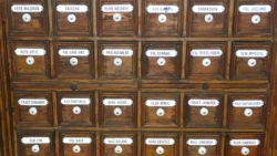 Apothekerschrank